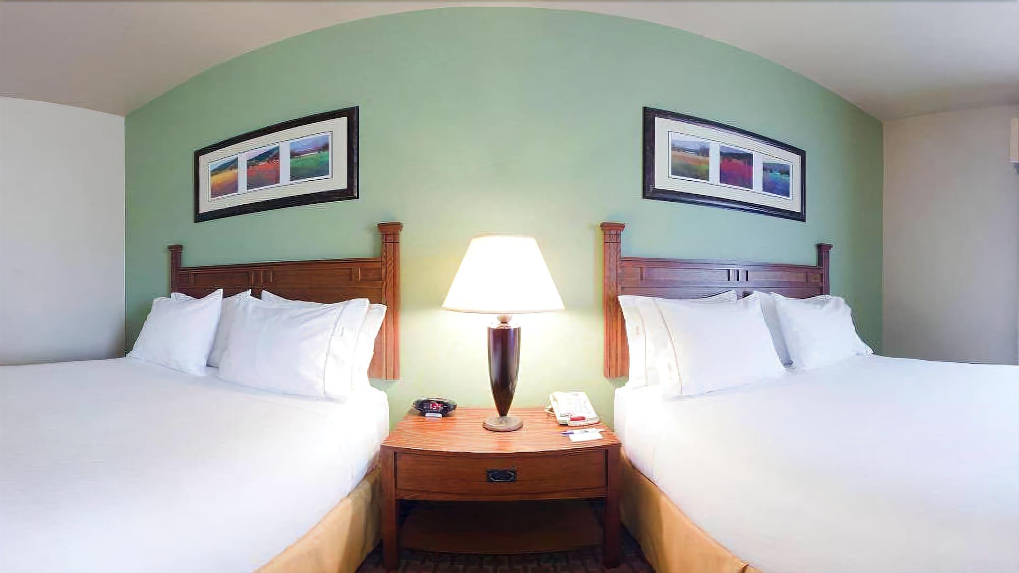 Baymont Inn & Suites By Wyndham Sturgis Exteriör bild