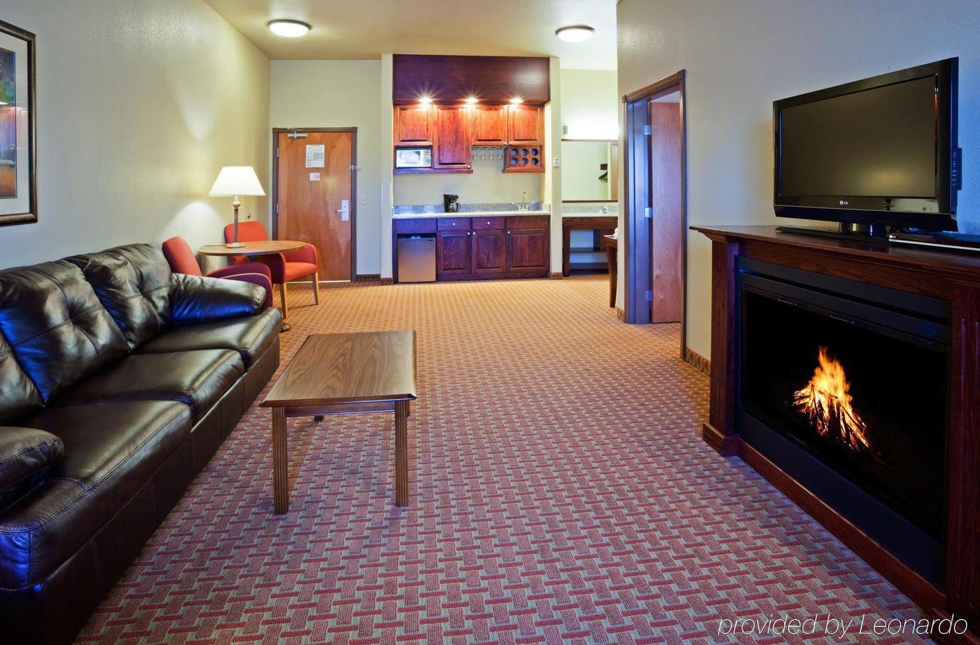 Baymont Inn & Suites By Wyndham Sturgis Rum bild