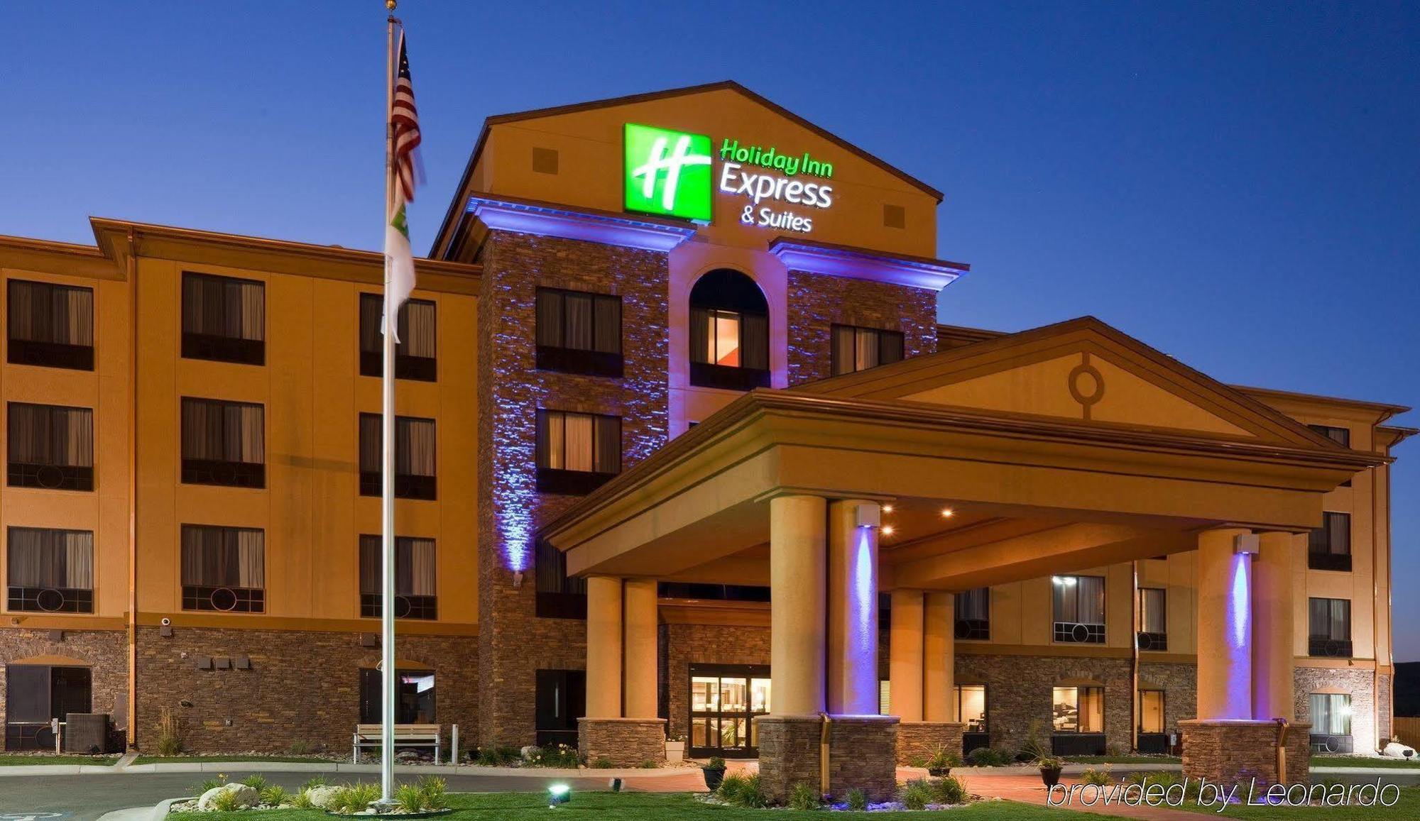 Baymont Inn & Suites By Wyndham Sturgis Exteriör bild
