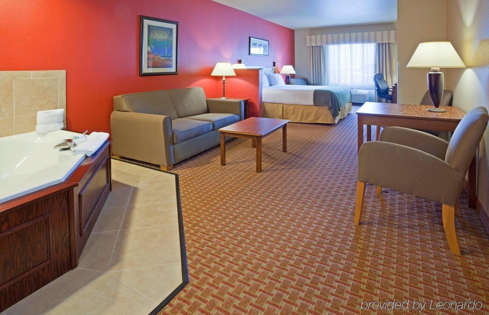 Baymont Inn & Suites By Wyndham Sturgis Exteriör bild